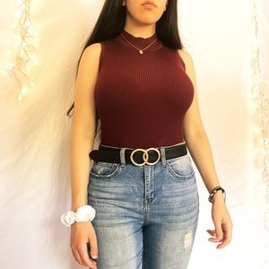 Maroon Sleeveless Mock Neck Fitted Top